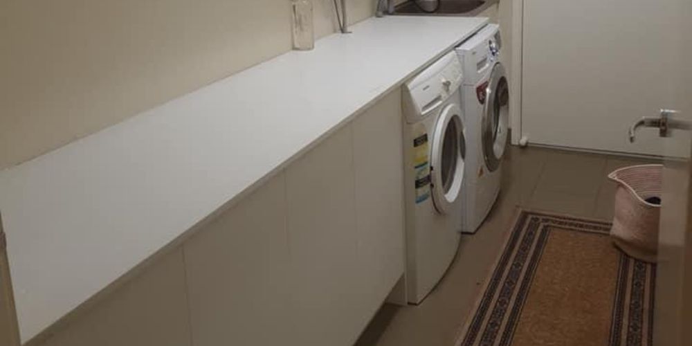 Choosing laundry room countertop materials - Renovation Builders Melbourne