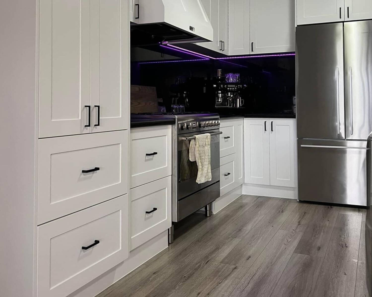 white kitchen cabinets - renovation builders melbourne